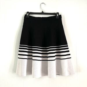 SAKS FIFTH AVENUE Knit Striped Flare Skirt Womens S Black White Classic Preppy